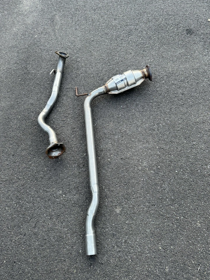 vw transporter catalytic converter 00-03 1.9,2.5 - Image 1 of 4