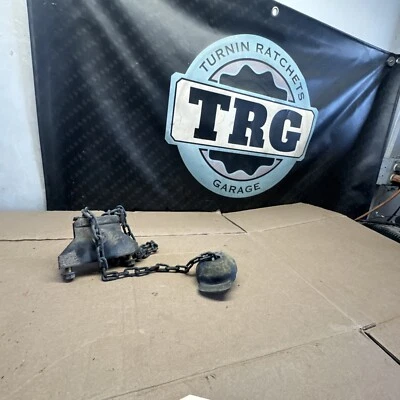 04-09 Nissan Titan Armada Marco trasero debajo de la carrocería Porta neumáticos de repuesto 57210-7S000 Foto 1 de 4