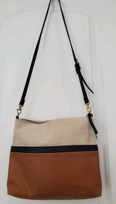 Bandolera FOSSIL Fiona Bloque de Color Cuero y Lino Brn/Negro/Beige Llavero Dije Foto 1 de 4