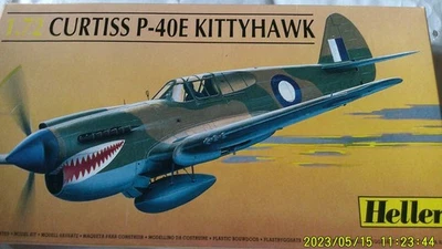 HELLER  Curtiss P-40E  KITTYHAWK   1:72 MIT EXTRA RESIN PARTS - Bild 1 von 2