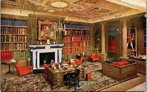 Vintage Tuck's Oilette Postcard Queen's Elizabeth Dollhouse The Library # 4501 - Picture 1 of 3