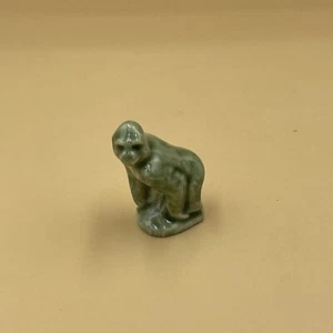 WADE WHIMSIE LIGHT GREEN GORILLA COLOURWAY - Picture 1 of 3
