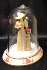 FIGURA EN MINIATURA AVON 2005 MRS. ALBEE PRESIDENTE'S CLUB PREMIO VENTAS - Imagen 1 de 1