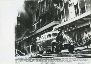 Belgium Brussels deadly fire at the Innovation Department Store old photo 1967 - Picture 1 of 3