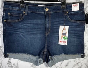 Celebrity Pink Womens Mid-Rise The Sugar blue Denim Shorts Sz 22 Cotton/Spandex - Picture 1 of 6