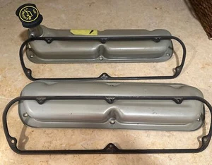 Ford 289 Small Block Steel valve covers And Medal OEM Gaskets - Picture 1 of 8