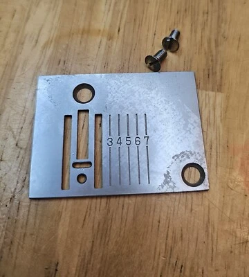 Pfaff 296 Vintage Máquina de Coser Piezas Aguja Placa Alimentación Perro Cubierta - Original Foto 1 de 3