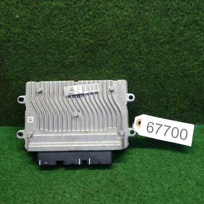 Centralina motore Peugeot 1007 (KM) 1.4i 16V 54KW anno 2006 9661717780 - Immagine 1 di 4