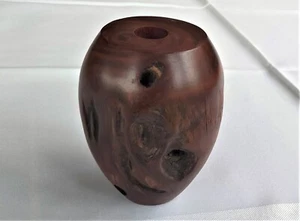 LOVELY TURNED VINTAGE AUSTRALIAN TIMBER BURL VASE OR CANDLE HOLDER SIGNED - Picture 1 of 8