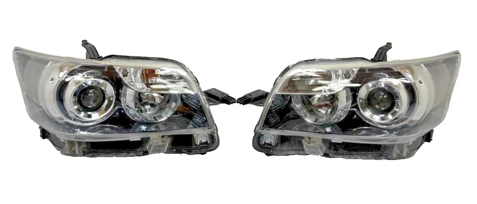 Scion Genuine xB 08-15 Toyota Corolla Rumion HID Xenon Headlight Left Right OEM - Image 1 of 4