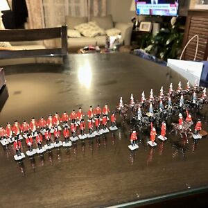 lead soldiers, Royal Guards, Footmen. Coldstream Guards, Beefeaters  1” 3/8 Lot