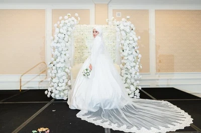 Vestido de fiesta vestido de novia con velo Foto 1 de 4