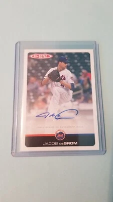 2019 Topps Total Jacob Degrom Autograph **not perfectly centerd** - Image 1 of 2