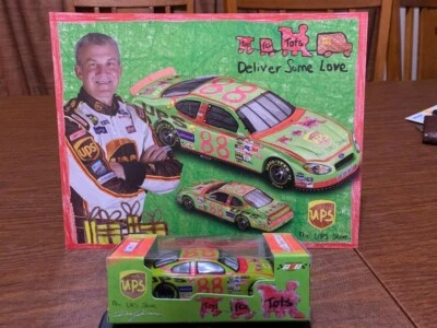 Dale Jarrett 2005 1:43 #88 UPS Marines Toys for Tots NASCAR diecast plus 8X10  Foto 1 de 4
