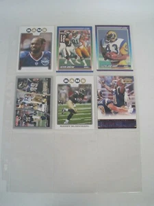 Lote de 6 cartas de jugador de la NFL de Los Angeles y St Louis Rams con hoja de carpeta (raras) - Imagen 1 de 12