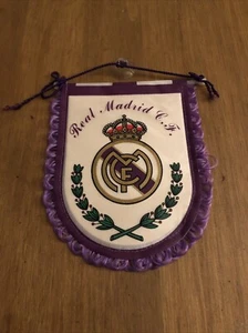real madrid pennant/fanetto/gagliardetto 🟣⚪️👑⚪️🟣 - Foto 1 di 3