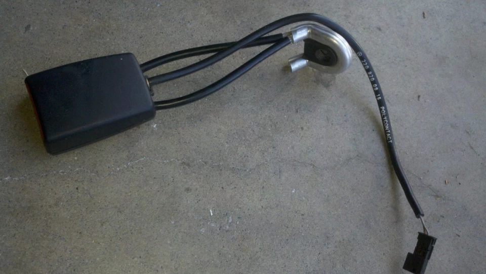 W215 2000-2006 mercedes-benz cl500 hebilla cinturón seguridad trasero izquierdo Foto 1 de 2