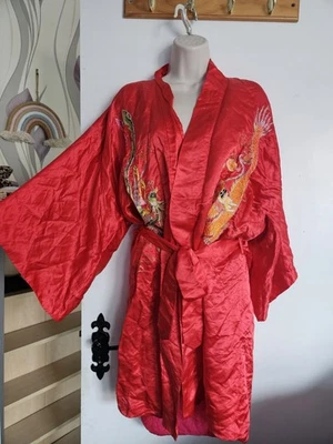 ORIENTAL CHINESE DRAGON ROBE/ DRESSING GOWN **UK 16-18** 100% SILK - Image 1 of 4