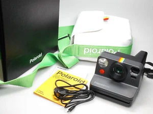 Polaroid Now + Polaroid Case + Polaroid Film Map - Picture 1 of 1