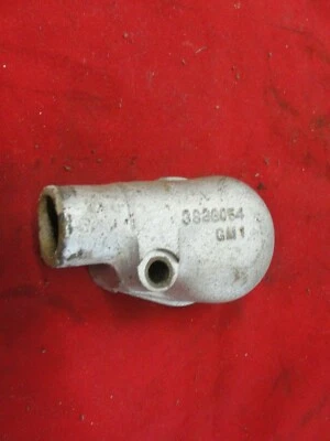 Chevrolet Corvette 1953 54 55 agua 6 cilindros termostato carcasa #3836054  Foto 1 de 3