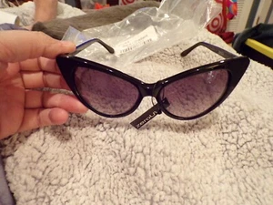 NEW Cat Eye Sunglasses ZERO UV 8371-Blk ZV8371 Gradient Vintage Cat Eye E106 - Picture 1 of 3