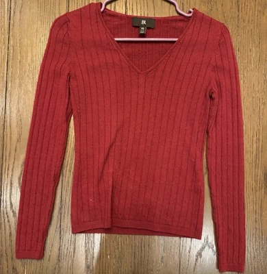 Suéter Banana Republic Petite XS Rojo Acanalado Cuello en V - Ajustado - Manga Larga Foto 1 de 3