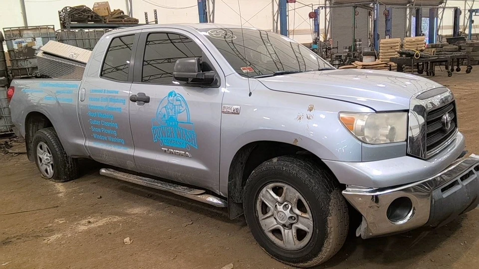 (LOCAL PICKUP ONLY) Back Glass Sliding Manual Fits 07-21 TUNDRA 6860703 Foto 1 de 4