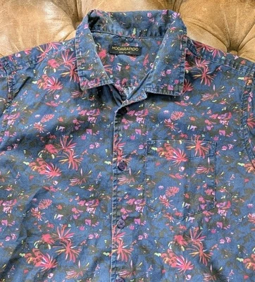 Moda Rapido Floral Fireworks Style Short Sleeve Button Up Shirt Sz Medium Slim - Image 1 of 4