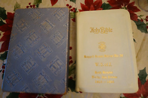 Rugged Cross Shrine High Priestess  Vintage Holman KJV Bible White w/Box 1960