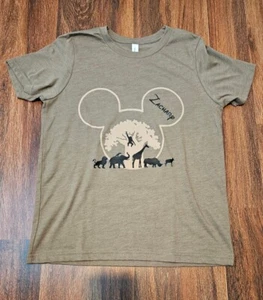 NWOT Disney Mickey Mouse Animal Kingdom Zachary Kids Olive Green Size L - Picture 1 of 4