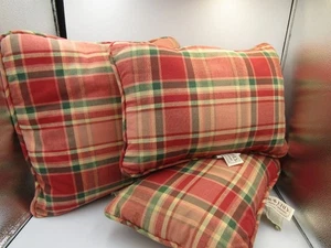 🎄 Juego de 3 almohadas Waverly Home Classics a cuadros rectangulares - Rojo Verde - Imagen 1 de 2