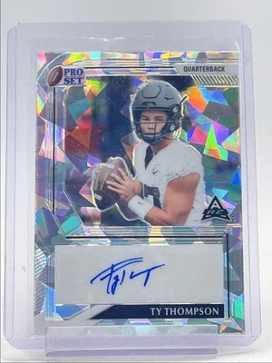 TY THOMPSON 2022 LEAF PRO SET ROOKIE SILVER CRYSTAL RC AUTO /30 Q3917 - Image 1 of 2