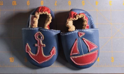 Momo Bebé 0-6 Meses Suela Suave Botín Cuero Zapatos Velero Club Náutico Rojo Azul Foto 1 de 4