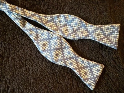Hermes Paris Geometric Modern Multi Color Blue Silk Adjustable Bow Tie - Image 1 of 3