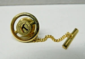 Vintage Gold tone KIWANIS INTERNATIONAL Tie Tack/Pin - Picture 1 of 2