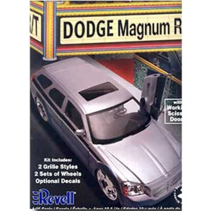 Revell USA #2093 1/25 DODGE MAGNUM - Picture 1 of 9