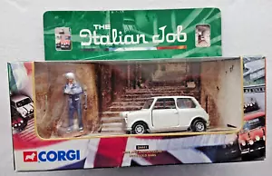 Corgi 04441 The Italian Job Mini Cooper & Figure & Gold Bars Ltd Edition of 1000 - Picture 1 of 10