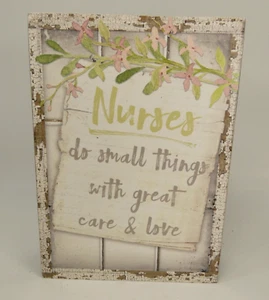 "Cubo en flor ""Las enfermeras hacen cosas con gran cuidado y amor"" Placa/Regalo ADJ8L - Imagen 1 de 6
