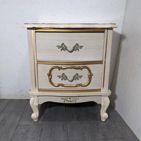 Vintage French Provincial 2-Drawer Cream Nightstand End Table Bedside Cabinet Cover