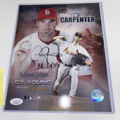 Foto firmada/inscrita por Chris Carpenter NL CY 05 8x10 certificada por JSA Foto 1 de 2