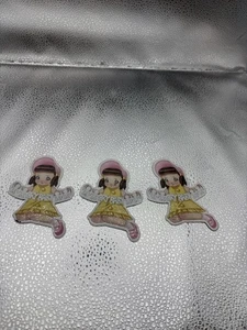 MELANIE MARTINEZ CRYBABY STICKER (TDW041014) - Picture 1 of 3