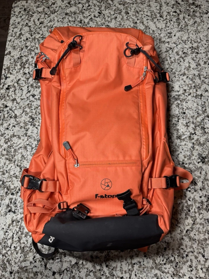 Mochila para cámara F-Stop Sukha 70L Foto 1 de 4