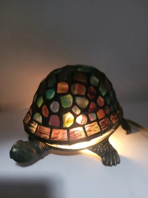 VTG TiffanyStyle Stained Glass Turtle Lamp Mosaic Accent Night Light Table Decor - Image 1 of 4