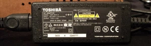 Toshiba ADP 36CH A Netzkabel - Bild 1 von 1