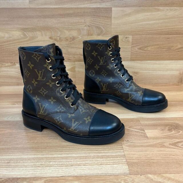 🔴SOLD🔴Botas Louis Vuitton T. 38 negras con monogram en orillas y