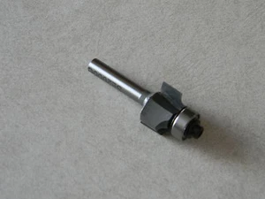 Carbide tipped 1/8 radius, 1/4 inch shank Round Over bit (10-18) - Picture 1 of 1