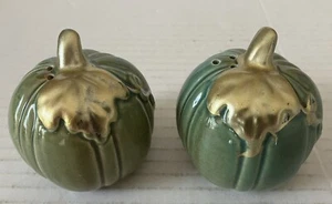 Green Gold Pumpkin Salt and Pepper Shaker Set 3" Autumn Harvest Fall - Picture 1 of 4