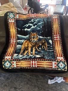 Vintage Novatex 60” x 50” Wolf Acrylic Blend Fleece Blanket - Picture 1 of 6
