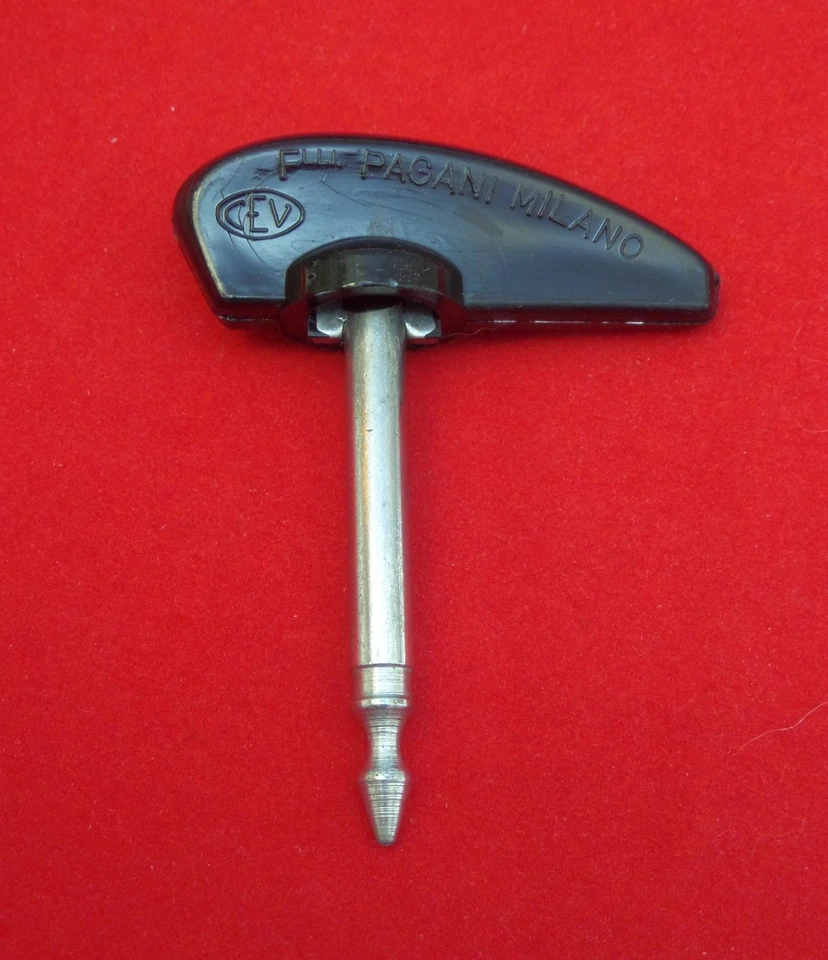 CEV Interruptor LLAVE Harley Davidson SPRINT Aermacchi Binelli Wards Puch Sears Vespa Foto 1 de 4