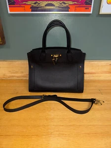 Auténtico bolso Louis Vuitton Steamer Noir MM M21248 precio de venta sugerido por el fabricante $6,950 autenticado - Imagen 1 de 6